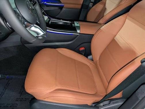 2026 Mercedes-Benz GLC 300 Base