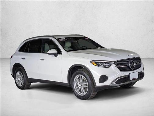 2025 Mercedes-Benz GLC 300 Base