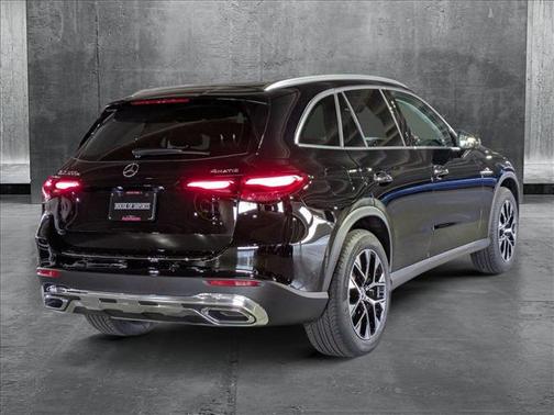 2025 Mercedes-Benz GLC 350e Base