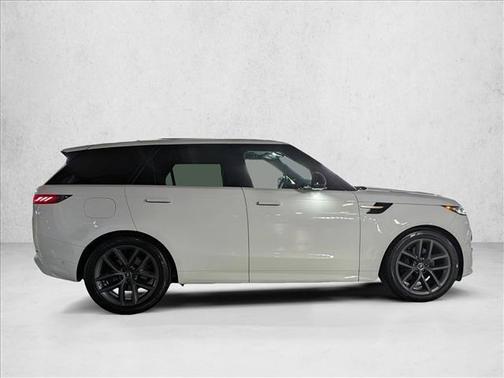 2023 Land Rover Range Rover Sport SE