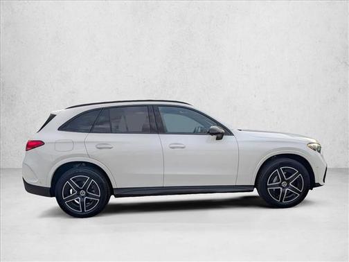 2025 Mercedes-Benz GLC 300 Base
