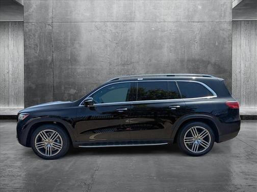 2025 Mercedes-Benz GLS 450 4MATIC