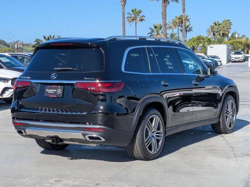 2026 Mercedes-Benz GLS 450 4MATIC