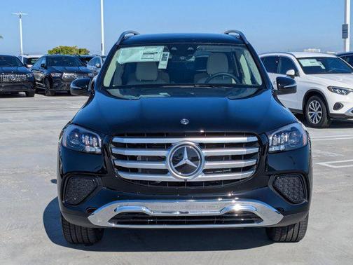 2026 Mercedes-Benz GLS 450 4MATIC