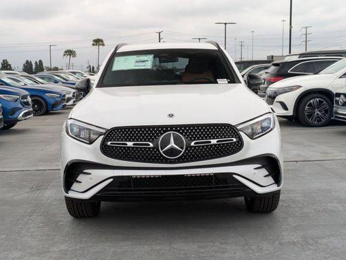 2025 Mercedes-Benz GLC 300 Base