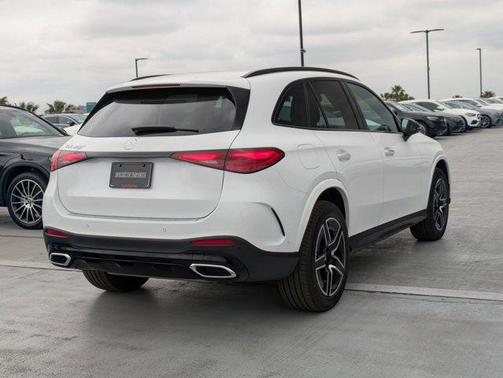 2025 Mercedes-Benz GLC 300 Base