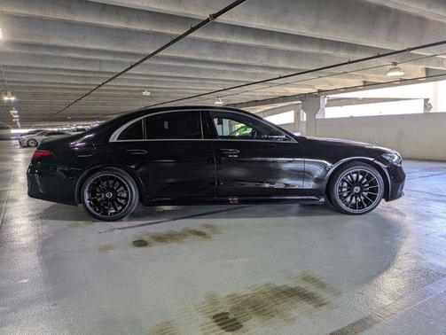 Black 2022 Mercedes-Benz S-Class 4MATIC