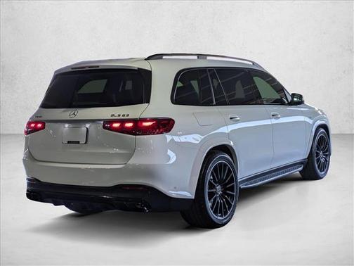 Polar White 2026 Mercedes-Benz AMG GLS 63 Base