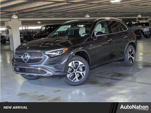 2025 Mercedes-Benz GLC 350e Base