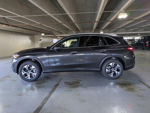 2025 Mercedes-Benz GLC 350e Base