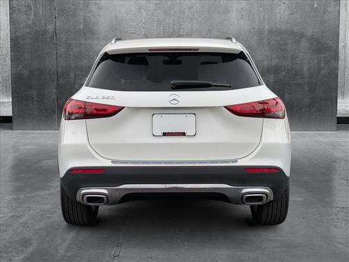 2022 Mercedes-Benz GLA 250 Base
