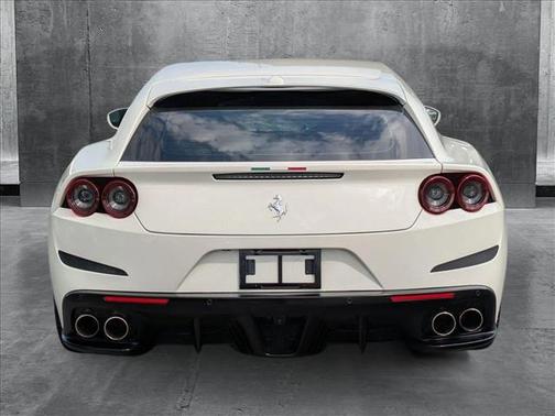 2020 Ferrari GTC4Lusso T