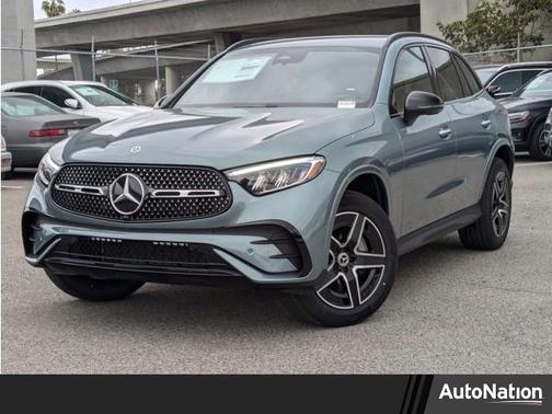 2025 Mercedes-Benz GLC 300 Base