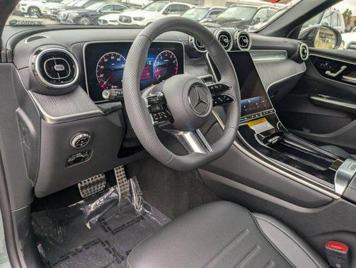 2025 Mercedes-Benz GLC 300 Base