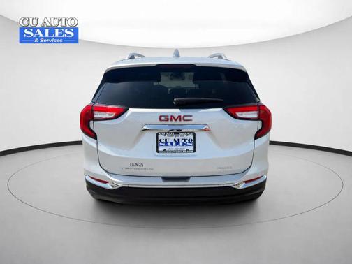 Quicksilver Metallic 2022 GMC Terrain SLT