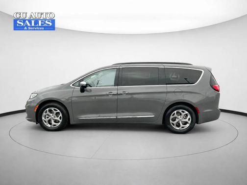 Gray 2023 Chrysler Pacifica Limited