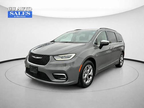 Gray 2023 Chrysler Pacifica Limited