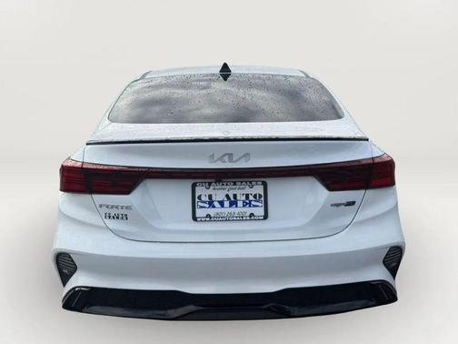 Snow White Pearl 2024 Kia Forte GT-Line