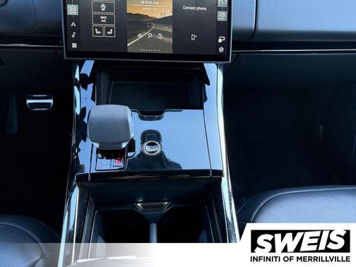 Ostuni Pearl White Metallic 2024 Land Rover Range Rover Sport SE