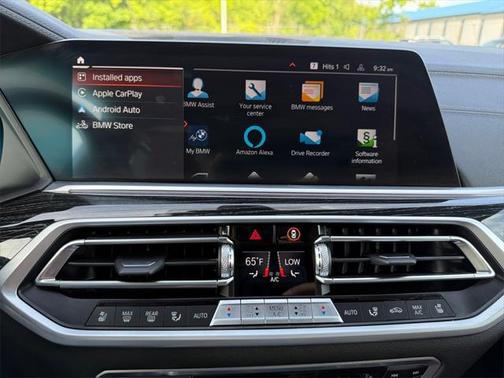 2022 BMW X7 M50i