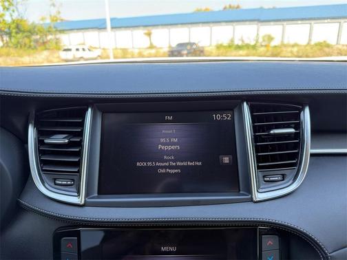 2022 INFINITI QX50 LUXE AWD