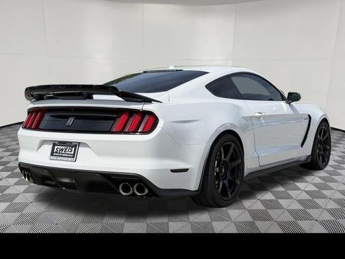 OXFORD WHITE 2019 Ford Shelby GT350 Base