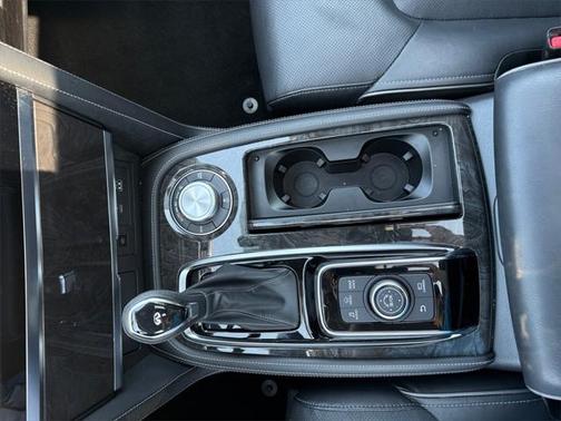 2022 INFINITI QX80 Luxe