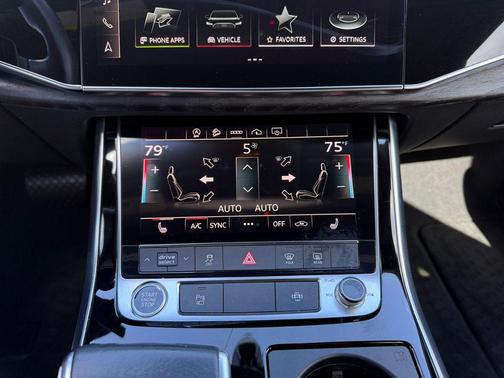 Night Black 2021 Audi Q8 55 Premium