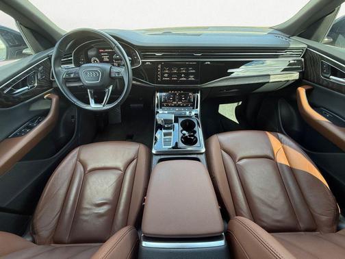 Night Black 2021 Audi Q8 55 Premium
