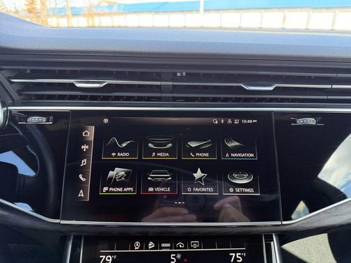Night Black 2021 Audi Q8 55 Premium