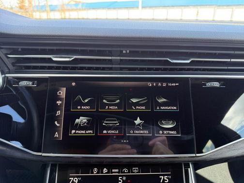 Night Black 2021 Audi Q8 55 Premium