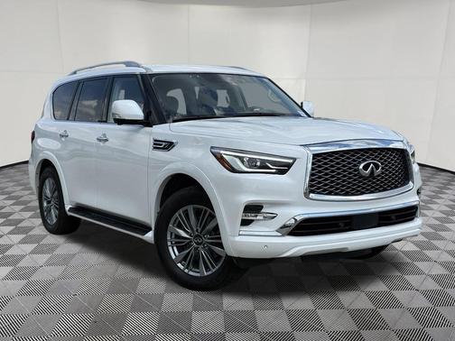 Moonstone White 2022 INFINITI QX80 Luxe