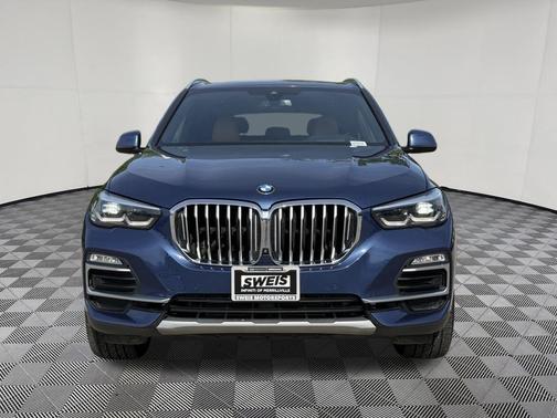 Phytonic Blue Metallic 2021 BMW X5 sDrive40i