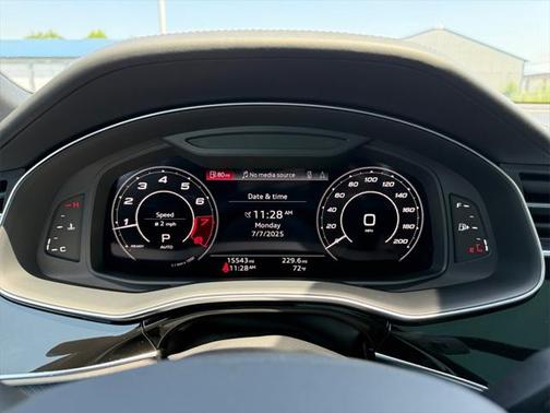 2023 Audi RS Q8 4.0T