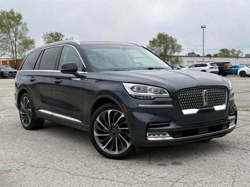 FLIGHT BLUE MET CC 2023 Lincoln Aviator Reserve AWD