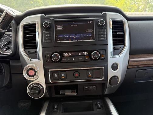 2019 Nissan Titan SL