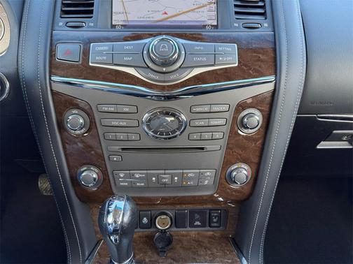 2017 INFINITI QX80 Base