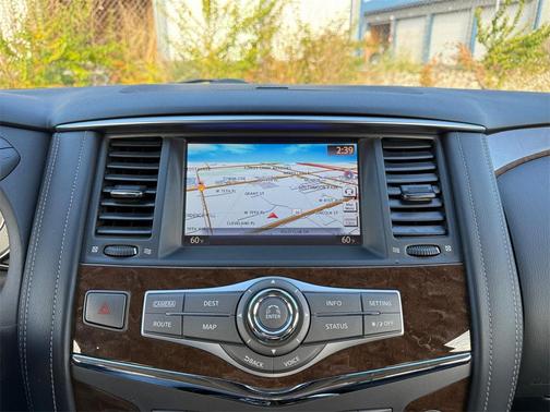 2017 INFINITI QX80 Base