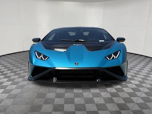 Blu Uranus Matt 2022 Lamborghini Huracan STO Coupe