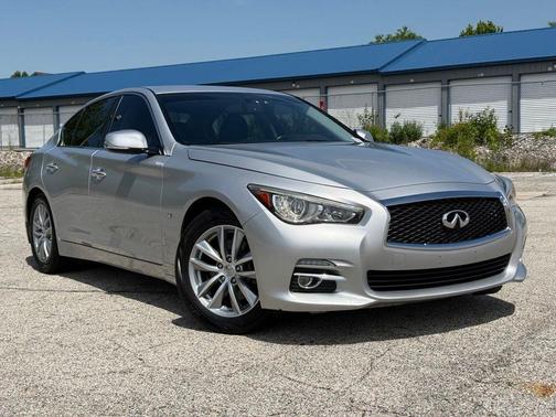 Liquid Platinum 2015 INFINITI Q50 Premium