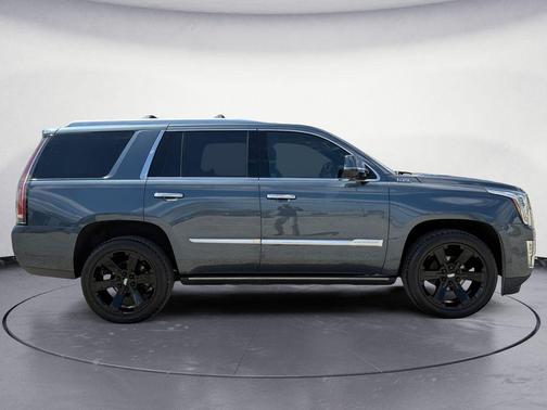Shadow Metallic 2020 Cadillac Escalade Platinum