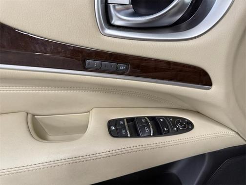 2016 INFINITI QX60 Base