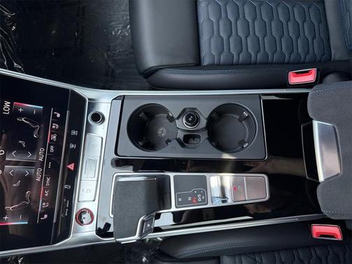 2024 Audi RS 7 4.0T Performance