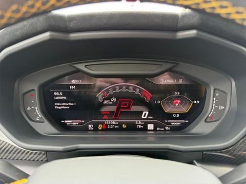 2023 Lamborghini Urus Performante