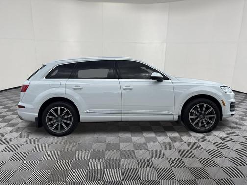 2017 Audi Q7 3.0T Prestige