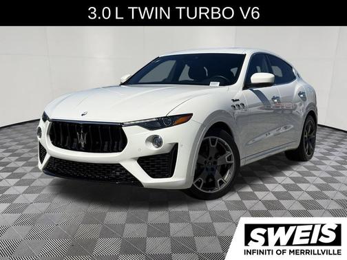 Bianco 2023 Maserati Levante Modena