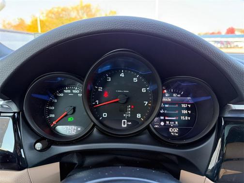 2020 Porsche Macan Base