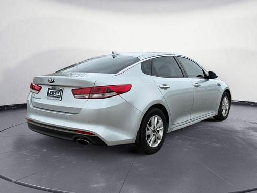 Sparkling Silver 2016 Kia Optima LX