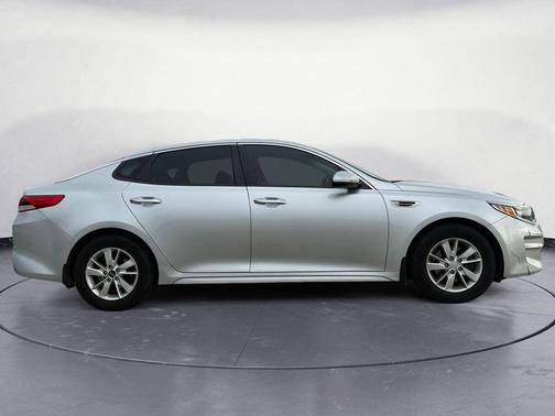 Sparkling Silver 2016 Kia Optima LX