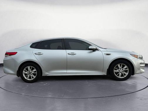 Sparkling Silver 2016 Kia Optima LX